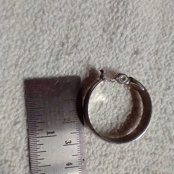 Silvertone clip wide large hoop earrings matte finish - Picture 2 of 4